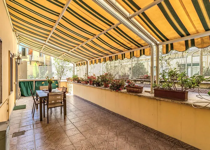 Santa Croce Apartment With Private Terrace
