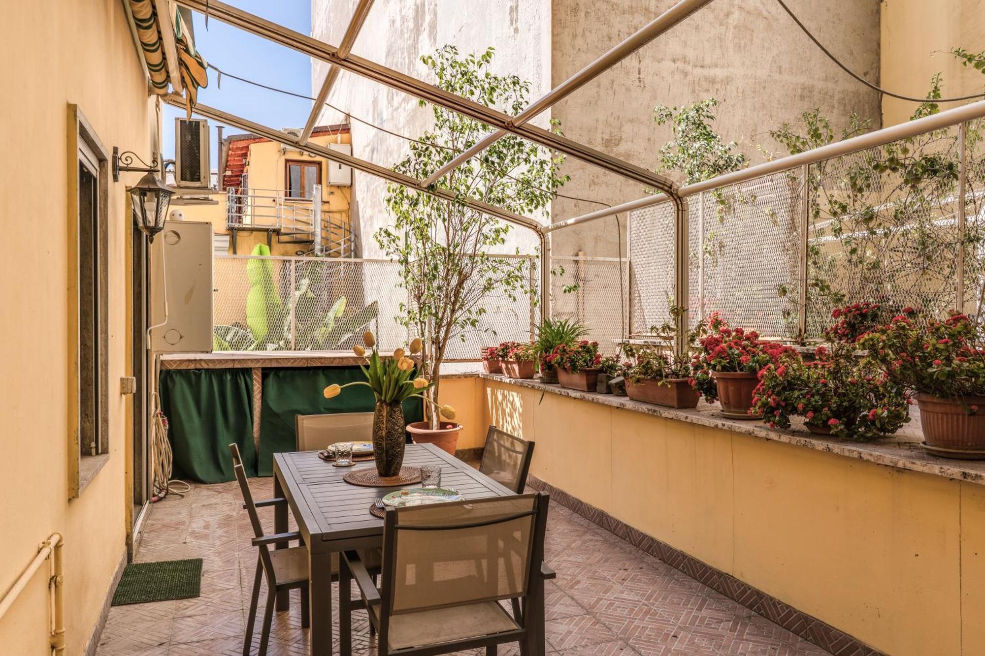 Santa Croce With Private Terrace Appartamento