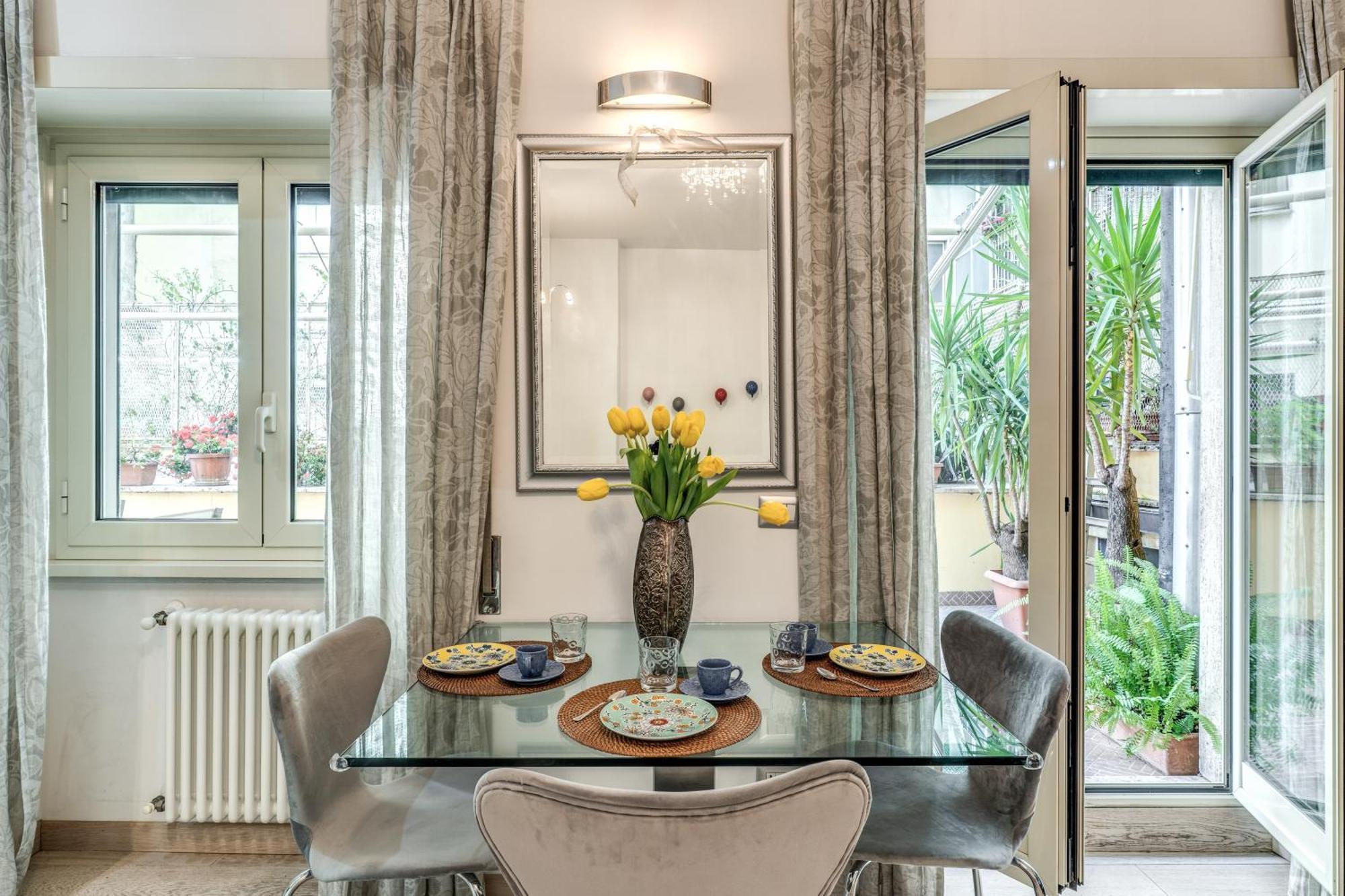 Santa Croce With Private Terrace * Roma